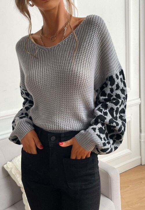 Textured V Neck Two Tone Sweater-Gray