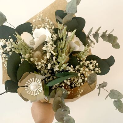 Bouquet de fleurs en papier avec d'herbes séchées ( 3 fleurs en papier)