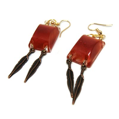 Red resin and feather earrings - Jewelry