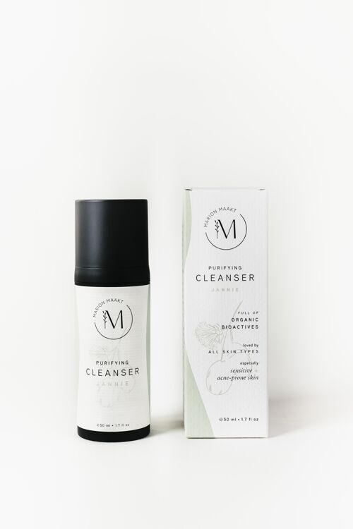 12 x Purifying cleanser