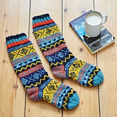 Calcetines Fairisle de lana tejidos a mano - Azul, amarillo y naranja