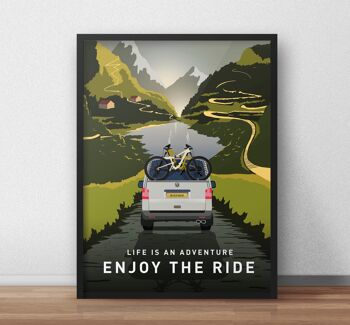 Enjoy The Ride Mountain Bike Art Print avec T5 VW Camper Van 4