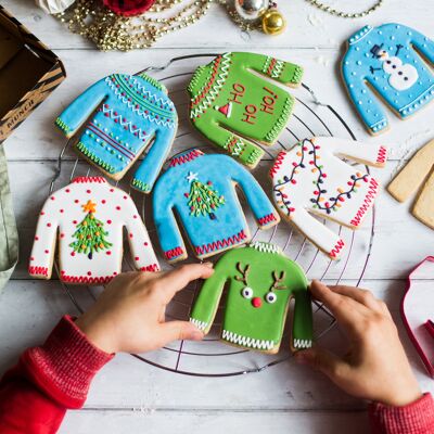 Christmas Jumper biscuit baking kit