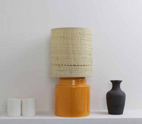 Chic Carneol yellow table lamp