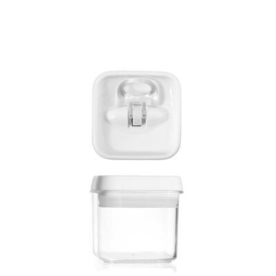 Square stackable jar in polystyrene with hermetic cap in white polypropylene Lt 0.4