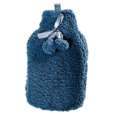 Hot water bottle in bilamellated rubber with cover in polyester bag with Teddy decoration lt 2. Maximum water temperature 50 ° degrees. Filling capacity no more than 2/3 of its capacity.