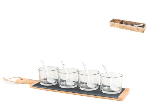 Confezione 10 pezzi Happy Hour base in bambù. Set composto da 4 coppette in vetro cm 6,5x5, 4 cucchiaini in porcellana bianca cm 10, un tagliere con manico in bambù cm 40x9xh1 con piano in ardesia. cm 28x9xh0,5.