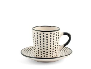 Lot de 6 tasses à café Vhera en grès avec assiette de décoration assortie cc 90. Composé de : 6 tasses à café cm 8x6x5,5 h ; 6 soucoupes 11x1,5 cm h 3