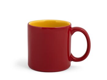 Mug mangue en grès couleur extérieur rouge et intérieur jaune cl 36. 2