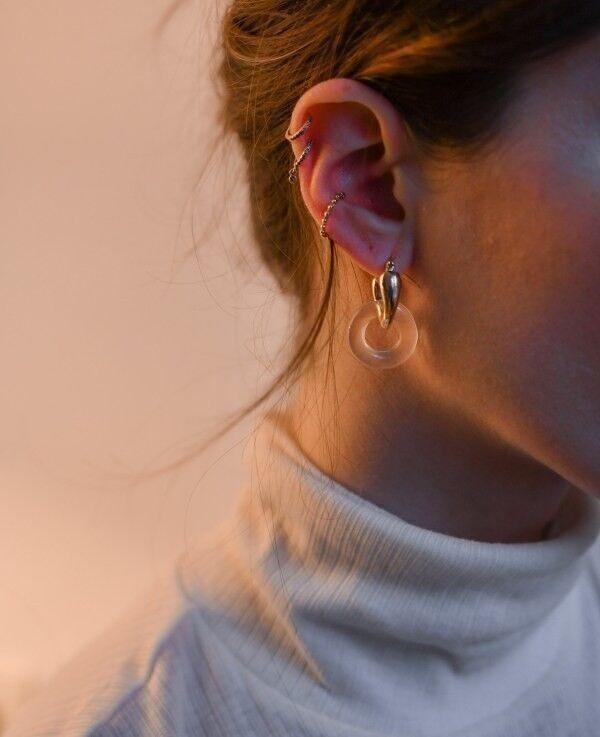 Orecchini in ottone dorato anello acrilico in oro fino