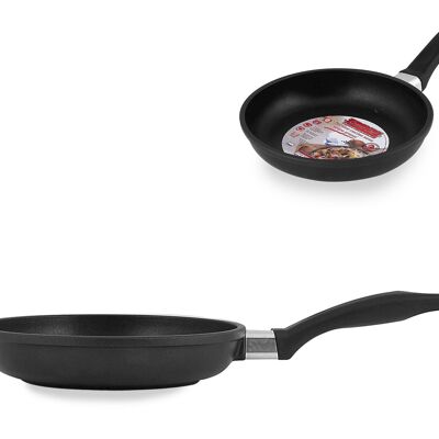 Executive Chef low frying pan in die-cast aluminum with 24 cm non-stick coating. Warranty 2 years