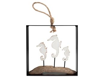 Pendentif carré en métal égéen avec hippocampes en bois 20 cm 2