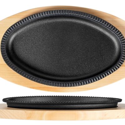 Oval cast iron plate with wooden tray 15x25 cm. Composed of: plate cm25.5x15.5x2.5 h; tray cm 32x18x2 h