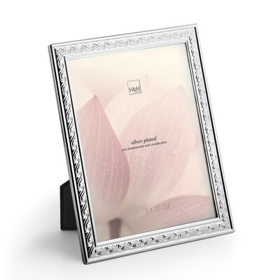 Silver photo frame with fret 15X20 cm