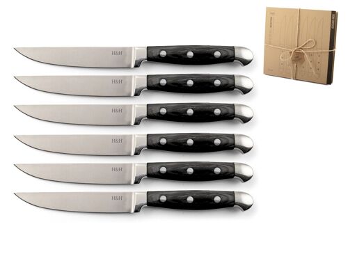 Set 6 coltelli Montana con lama in acciaio inox e manico rivettato in legno naturale. Misure del coltello base 2 cm, altezza 2 cm ,profondità 24 cm. Peso 0,110 gr.