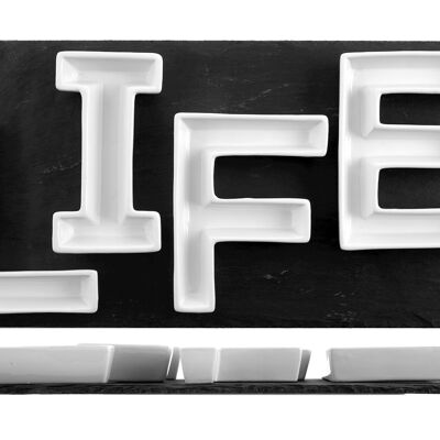 Bandeja rectangular de pizarra con 4 tazas de porcelana blanca Life 40x20 cm. Las tazas se pueden lavar en el lavavajillas y son aptas para el microondas.