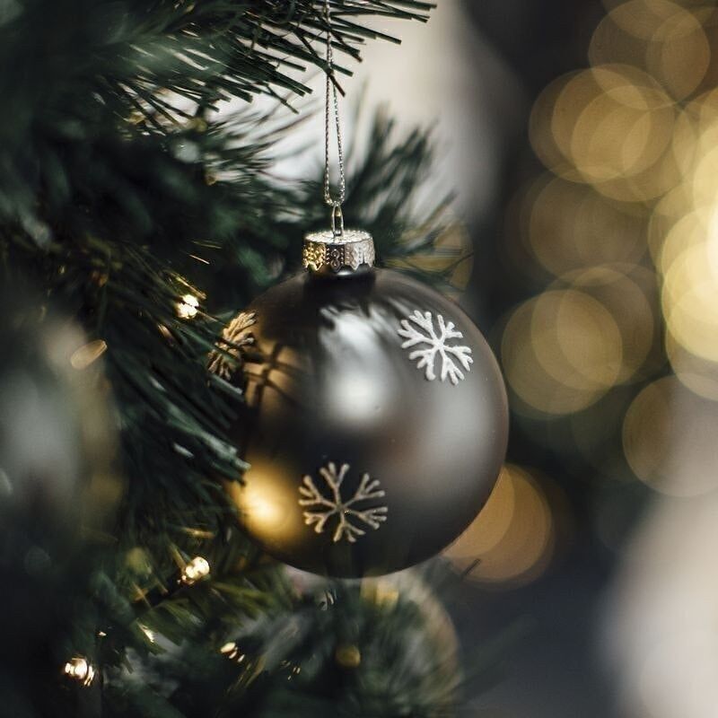 KUGEL AUS KRISTALLKUNSTSTOFF, 8 CM, DETAILS, SCHNEEBEZUG HH3046443