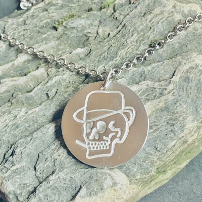 Rum Knuckles x Vida Loca - Fighting Spirit Pendant