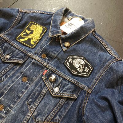Giacca di jeans Levi's rielaborata RK Tiger x Biker Skull