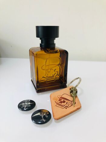 Parfum RK Limited avec porte-clés en cuir en édition limitée 3