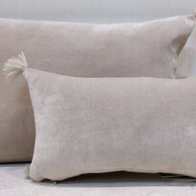 SAND velvet cushion with pompom 35x50
