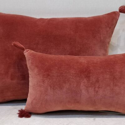 TERRACOTTA velvet cushion with pompom 20x35