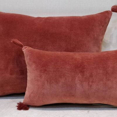 Coussin velours TERRACOTTA avec pompom 20x35