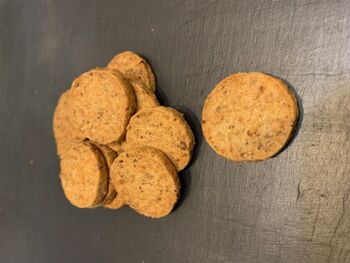 Petits biscuits BIO à la drêche de brasserie et au Comté AOP - 100 grs 2