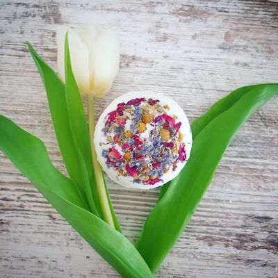 Sweet Dreams Secret Bath Bomb with hidden message 110g