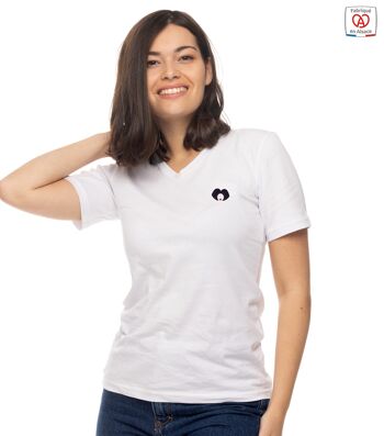Le T-shirt femme col V brodé coiffe alsacienne 1