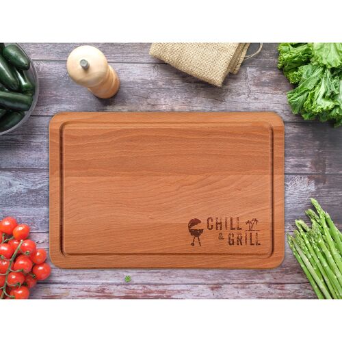 Schneidebrett 30x20x1,5cm Buche graviert "Chill&Grill"