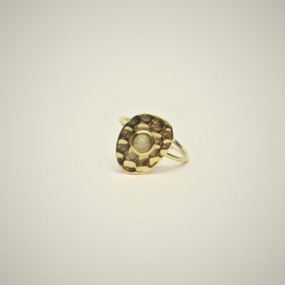 Fashionable ring made of stainless steel, gold-colored and a gemstone