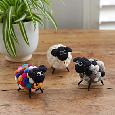 Ornamento di pecore in feltro