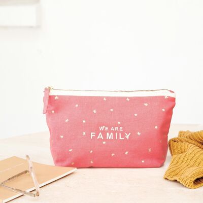 La pochette brodée We are family rose blush