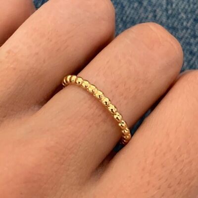 Women's modern stainless steel ring with beads / fine golden water resistant ring