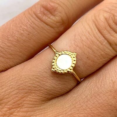 Bague femme acier inoxydable moderne pierre naturelle nacre blanche / bague fine réglable dorée water resistant