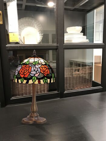 Lampe à poser en forme de trèfle et écran Tiffany diamètre 20cm Série Rosy LG283870 3