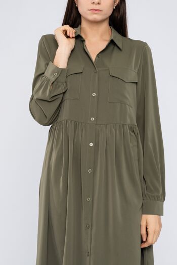 Robe chemise unie avec poches à l'avant 2