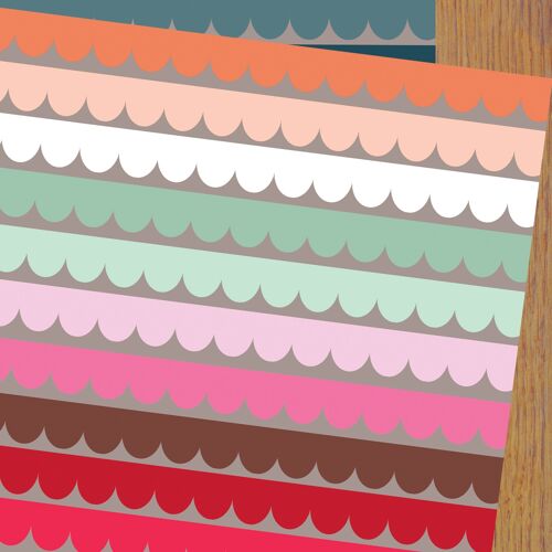 WP109 Scallop Gift Wrapping Paper