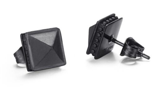 PYRAMID STUDS 2