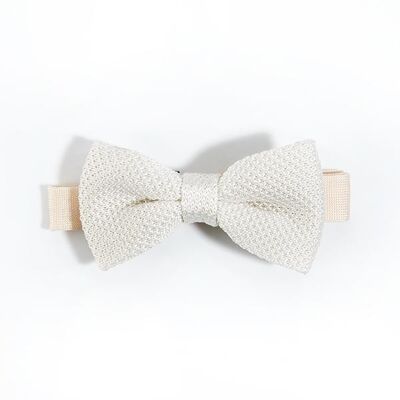 Cream knitted bow tie 2