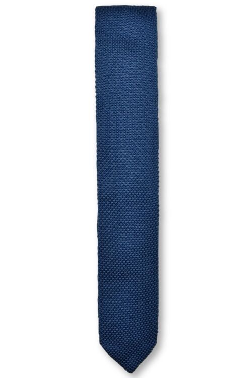 Midnight blue knitted tie