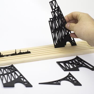 Formen des Tatlin Tower 3D Art Silhouette (Spielzeugdiorama & Dekor)