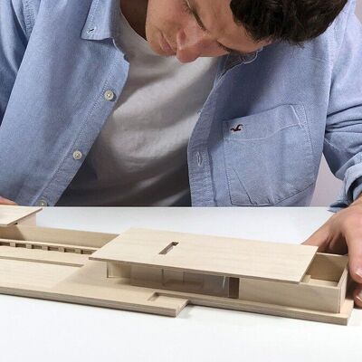 Mies van der Rohe-Pavillon Barcelona DIY-Architekturmodell im Maßstab 1:150 (Holz, Acryl, Stahl)