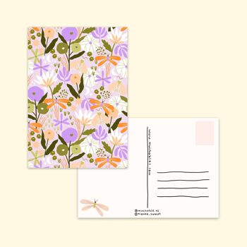Ansichtkaart met bloemen patron/print illustratie vlinders 2
