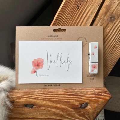 Wooden clothespin magnet with card "Much Love"
