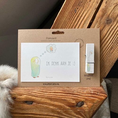 Wooden clothespin magnet with card "I'm thinking of you"