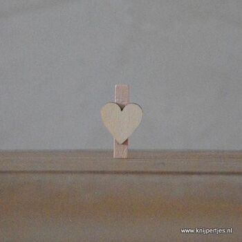 Mini pinces à linge Coeurs en bois 2
