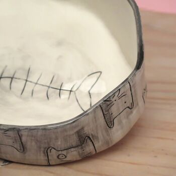 MOMO : Mangeoire pour chat en céramique faite à la main en monochrome 4