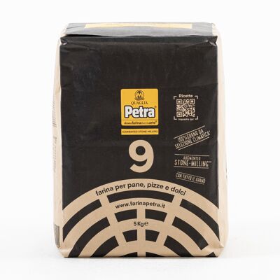 PETRA 9 - Wholegrain stoneground clean wheat flour from climatically selected wheat 5 Kg